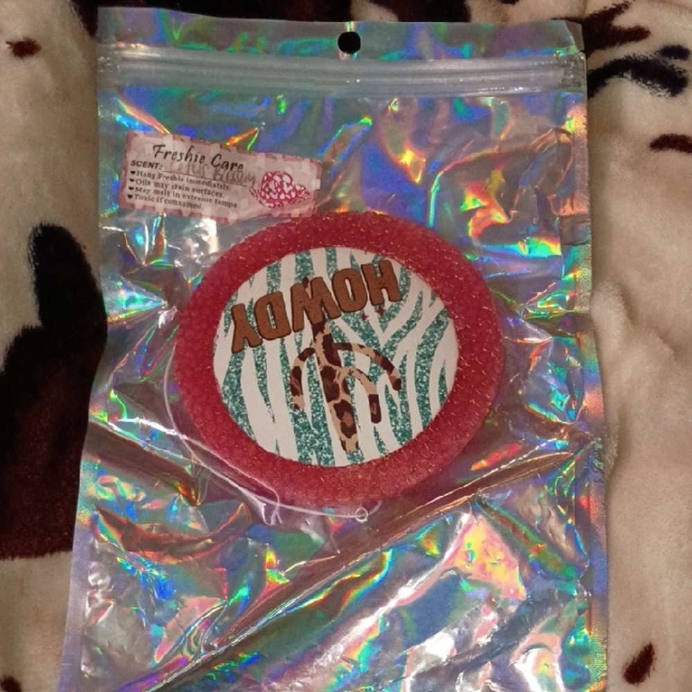 2 For $8 Howdy Freshie